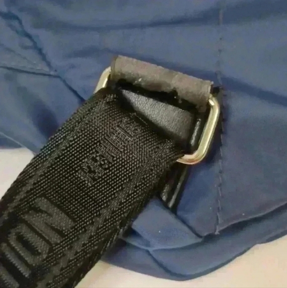 Kenneth Cole Reaction Navy Blue Backpack - Picture 5 of 9